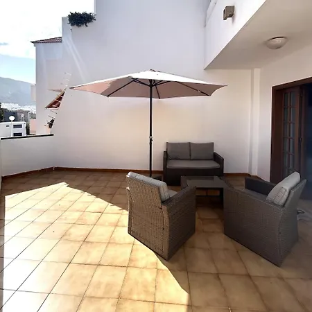 In Colina 2, Cristianos K105 * Los Cristianos (Tenerife)
